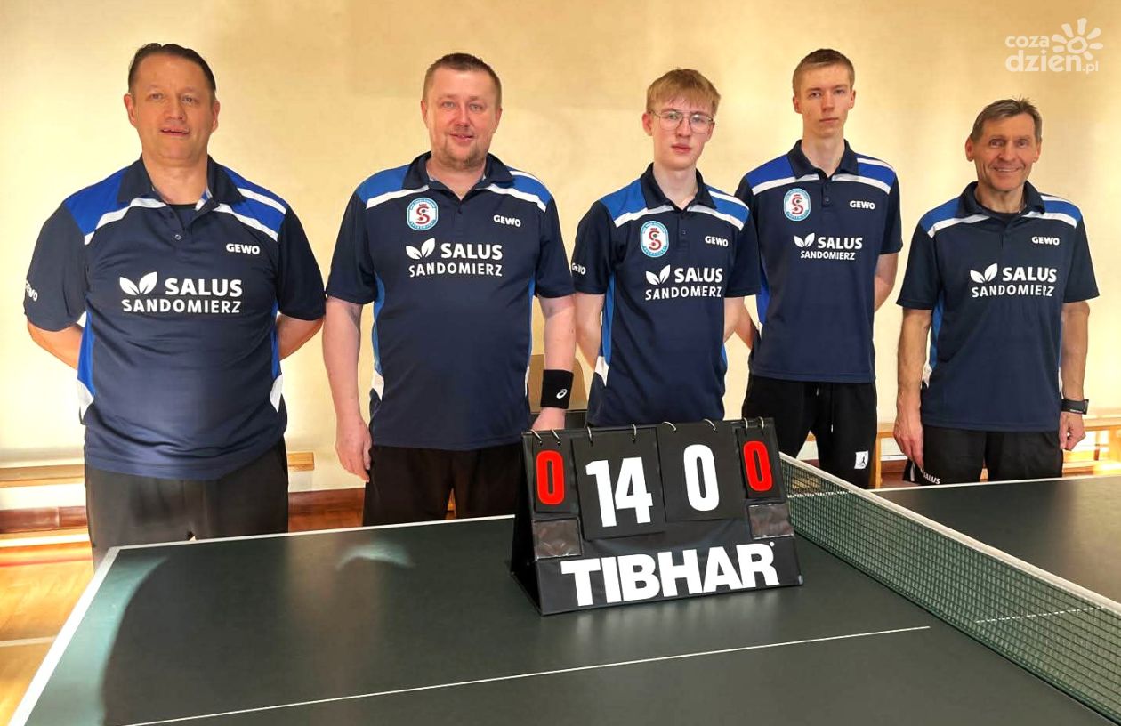 Pokaz siły KTS SALUS II. Świt Działoszyce bez szans w Sandomierzu