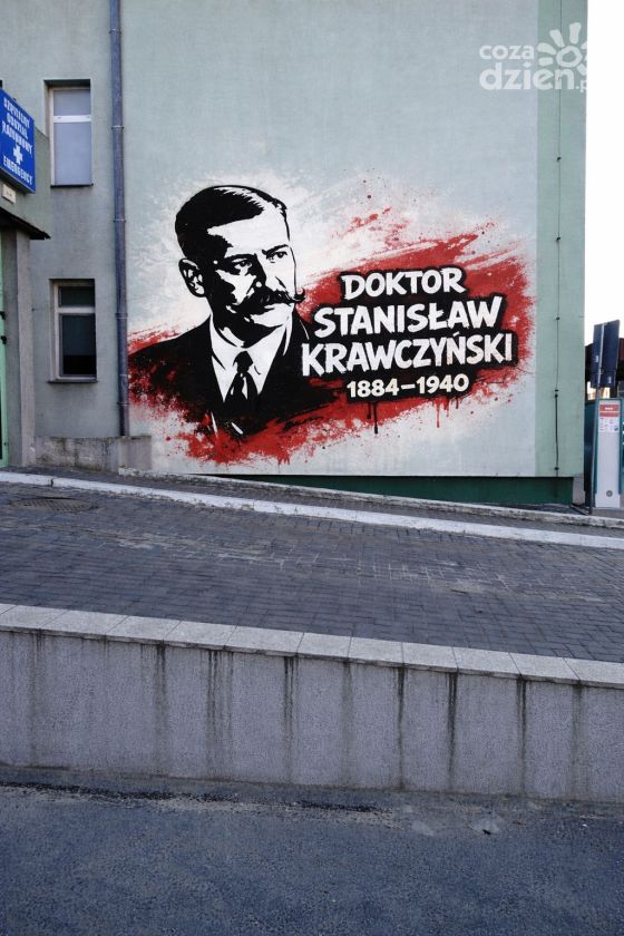 Mieszkańcy chcą muralu dla doktora Krawczyńskiego. „Symboliczny hołd dla człowieka, który służył innym”