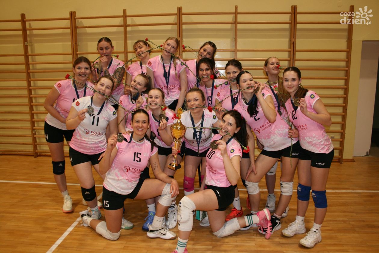 Siatkarki ULKS Chobrzany powalczą o dalszą grę w pucharze