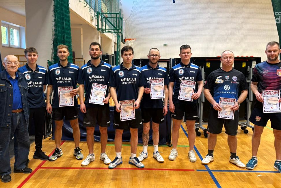 KTS Salus Sandomierz rządzi w Mistrzostwach Województwa Świętokrzyskiego w tenisie stołowym