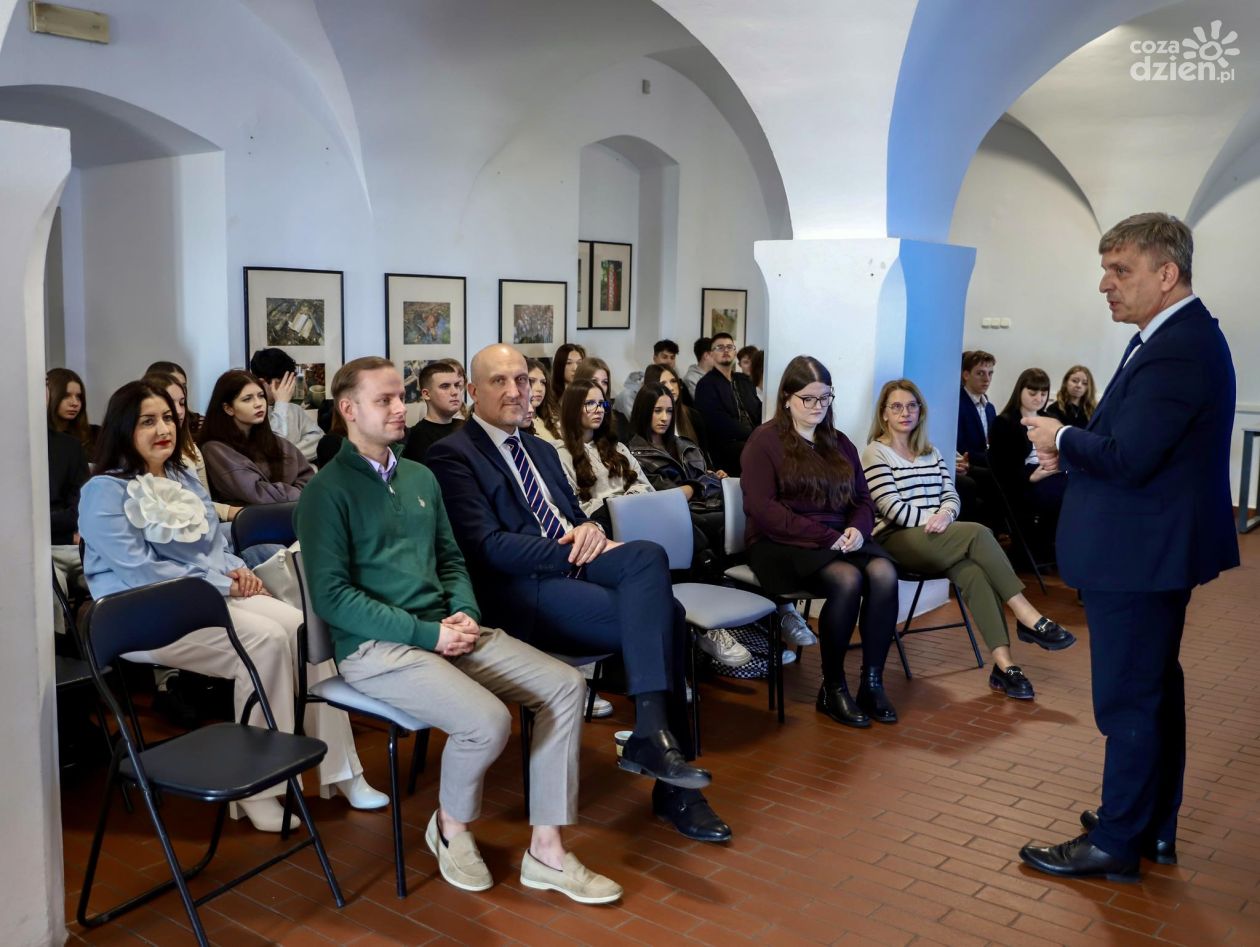 Spotkanie o Młodzieżowym Sejmiku Województwa Świętokrzyskiego w Sandomierzu