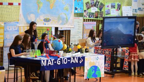 Ósmoklasiści odwiedzili szkołę w Połańcu podczas Dnia Otwartego