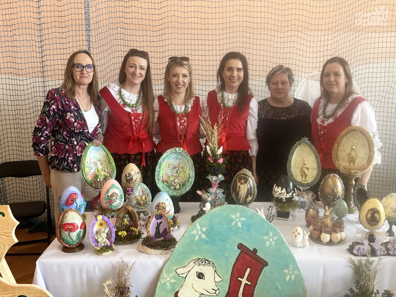 Wielkanocne śniadanie w Koprzywnicy zgromadziło mieszkańców gminy