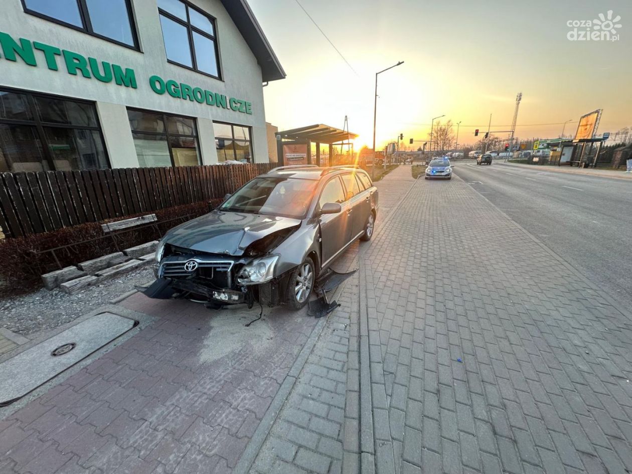 Nietrzeźwa kierująca spowodowała kolizję w Sandomierzu