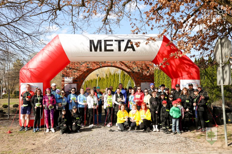 Ponad 100 osób pobiegło w Bilczy. Aktywna niedziela w gminie Obrazów