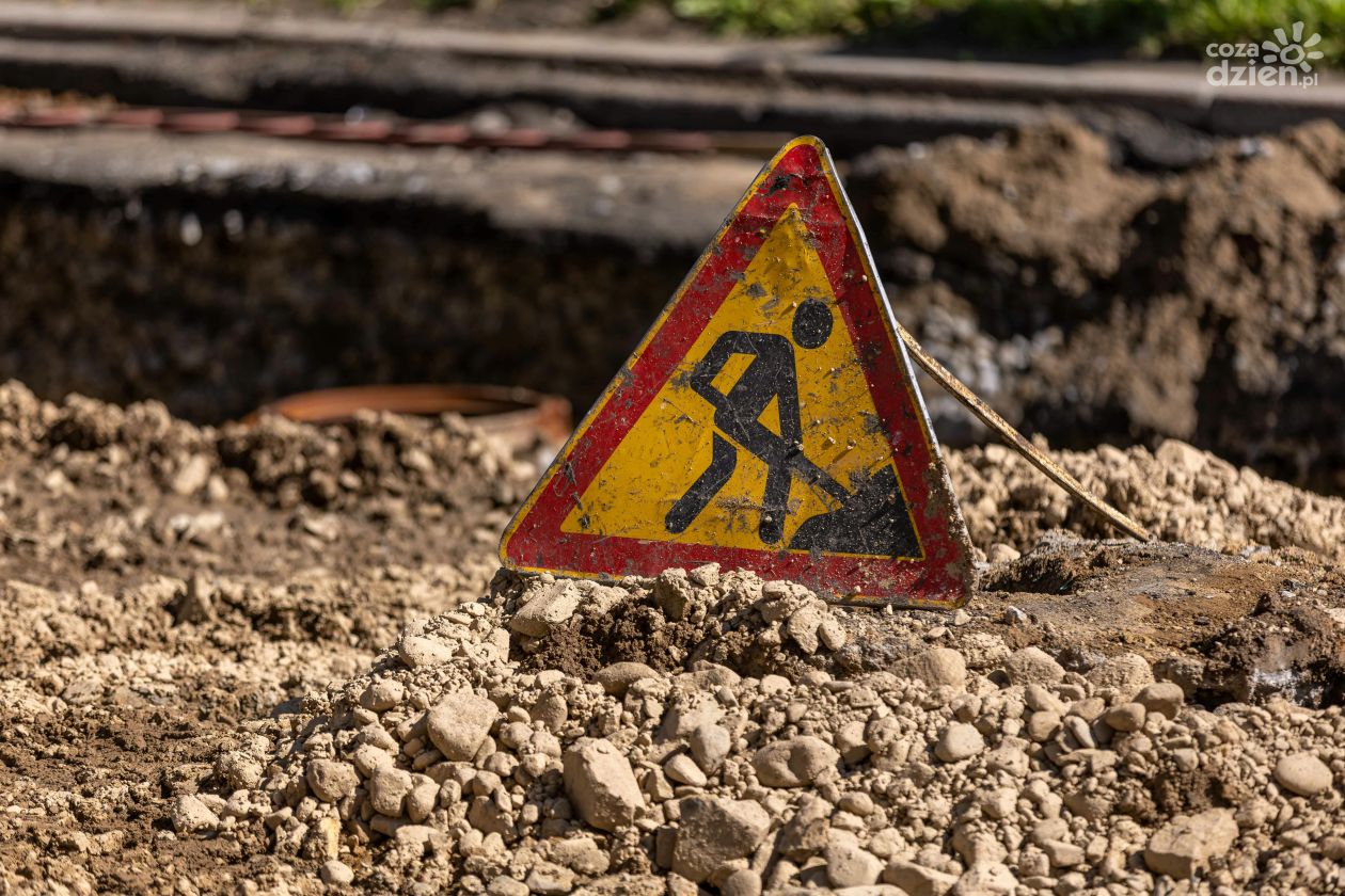 Powiat Sandomierski apeluje o remont drogi wojewódzkiej nr 758 w gminie Klimontów