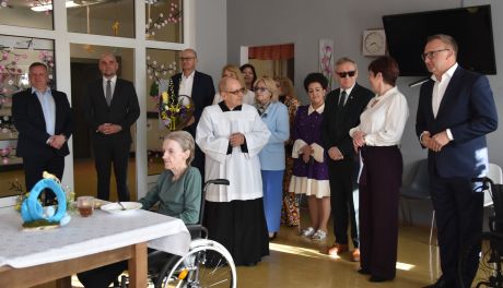 Wielkanocne spotkanie pełne ciepła i wspólnoty w sandomierskim DPS