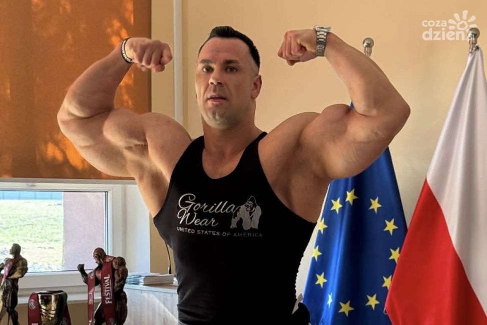 Motywacja, dyscyplina i sport. Spotkanie uczniów z Kamilem Mroczkiem