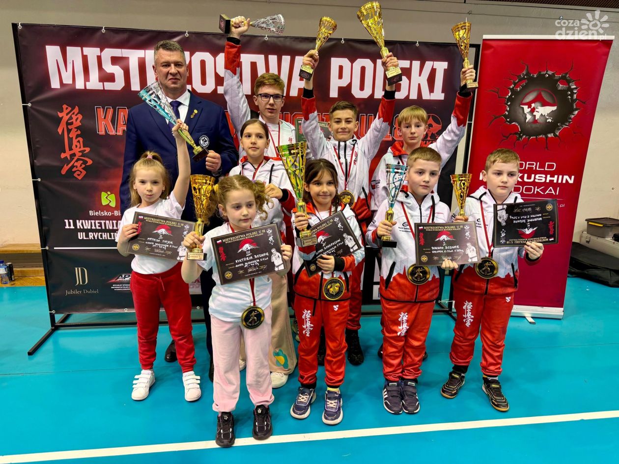 Sukces zawodników Klubu Karate Trójka Sandomierz na Mistrzostwach Polski Karate WKB