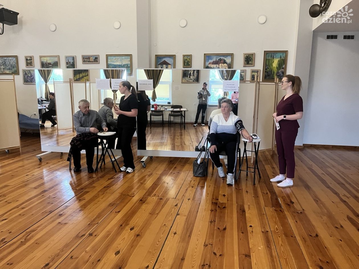 Profilaktyka ratuje życie. Mieszkańcy Koprzywnicy tłumnie na badaniach serca