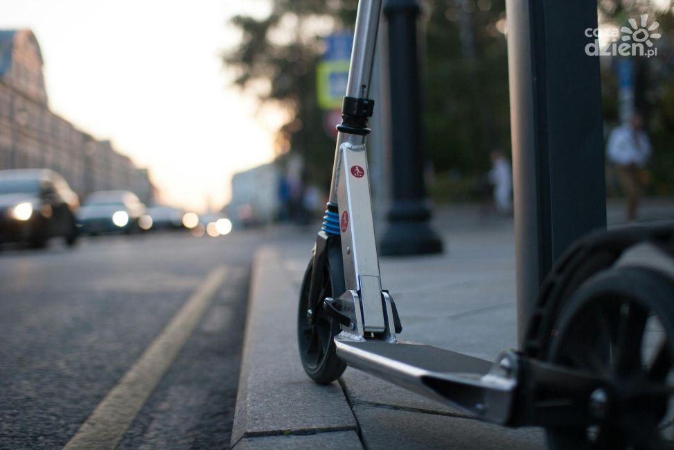 Nieodpowiedzialny przejazd hulajnogą