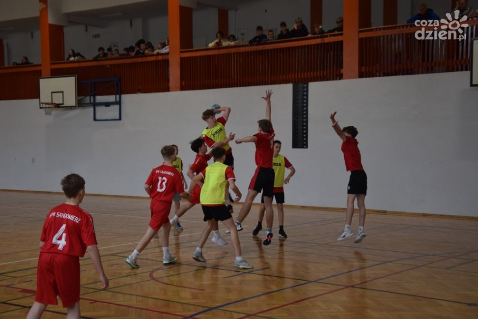 Młodzi szczypiorniści rywalizowali o mistrzostwo Sandomierza