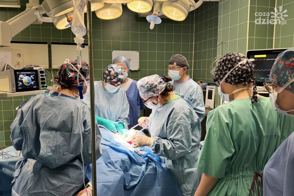 Przełom w Tarnobrzegu. Nowatorski zabieg daje pacjentom szansę na odzyskanie głosu