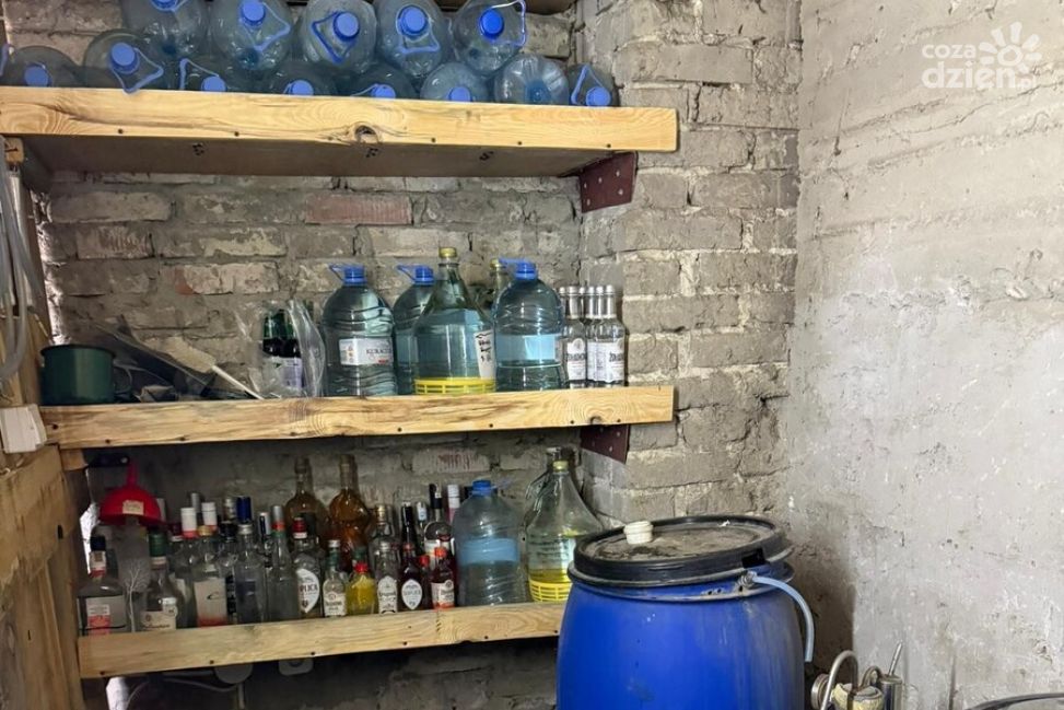 Nielegalna produkcja alkoholu w powiecie tarnobrzeskim. 66-latek zatrzymany