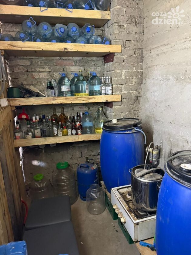 Nielegalna produkcja alkoholu w powiecie tarnobrzeskim. 66-latek zatrzymany