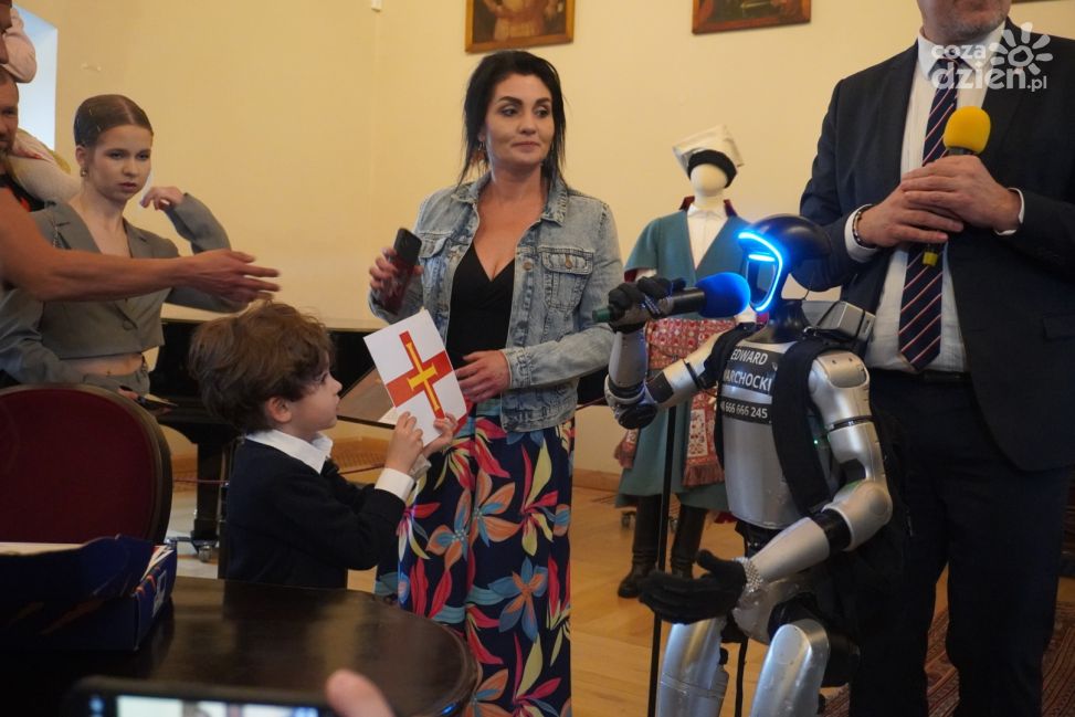 Mały geniusz kontra robot i wielkie emocje