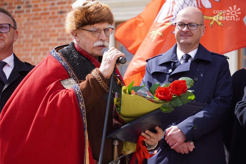 Karol Bury uhonorowany. Symboliczny tytuł wojewody sandomierskiego dla twórcy chorągwi