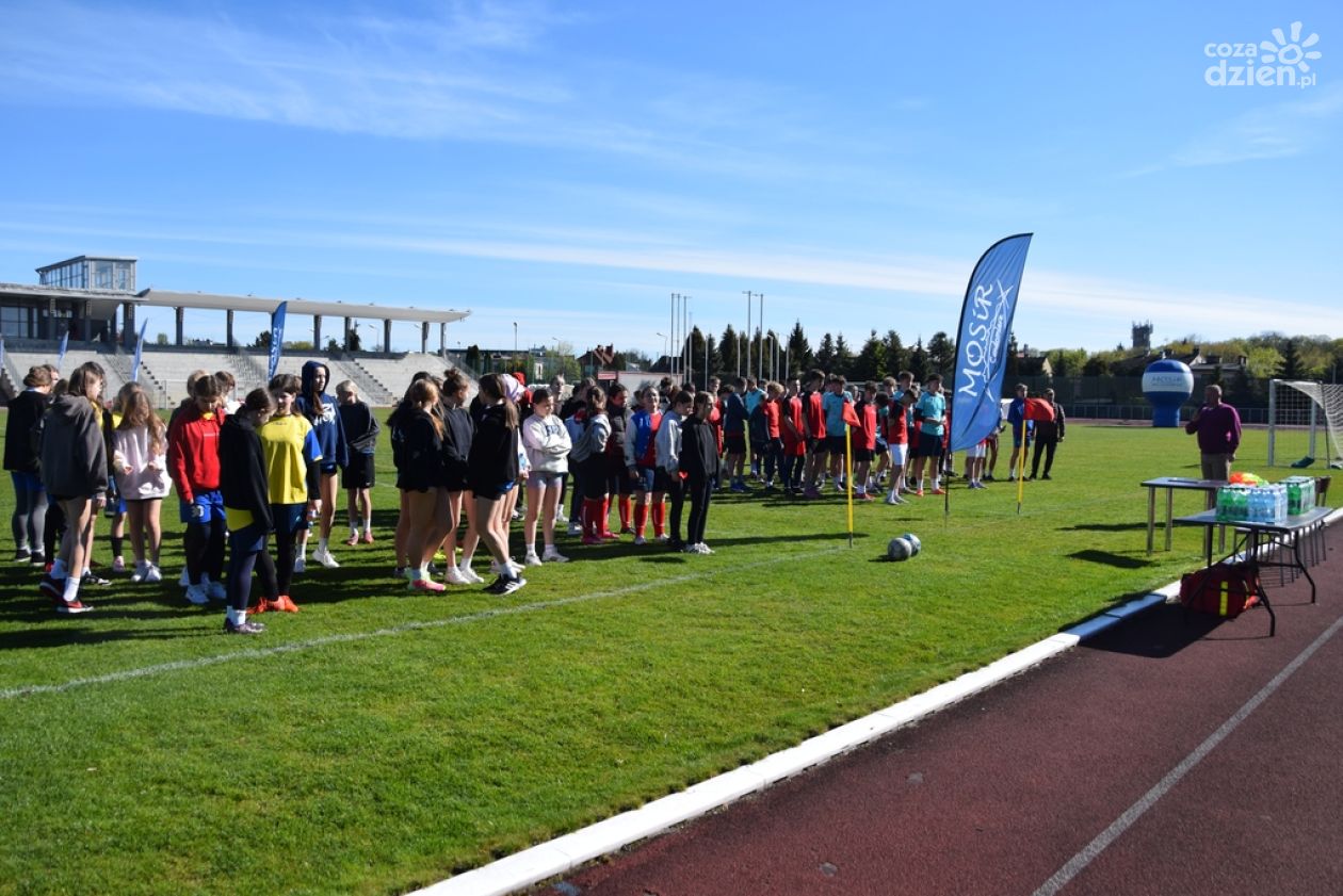 Sandomierskie szkoły na piłkarskim boisku. Udane mistrzostwa na stadionie miejskim
