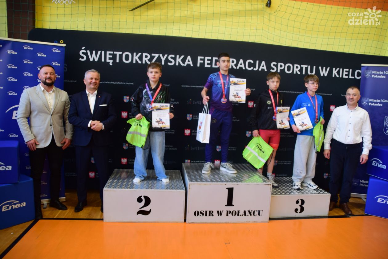 Dwa brązowe medale gospodarzy. Udany start Czarnych Połaniec w mistrzostwach makroregionu
