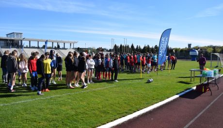Sandomierskie szkoły na piłkarskim boisku. Udane mistrzostwa na stadionie miejskim