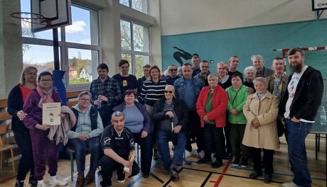 Sport i integracja w Niedźwicach. Za nami XI Mistrzostwa ŚDS w tenisie stołowym