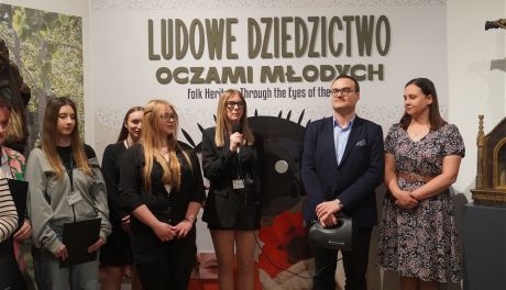 Młodzi odkrywają tradycję. Nowa wystawa w Muzeum Zamkowym w Sandomierzu