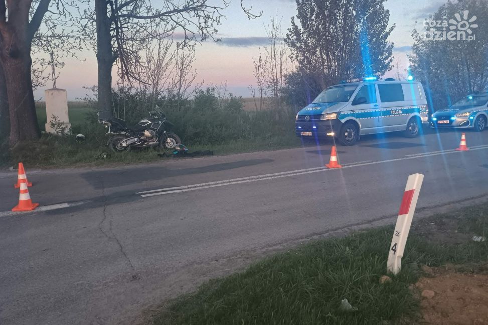 Zderzenie dwóch motocykli na DW758 w Jachimowicach – są utrudnienia w kierunku Klimontowa