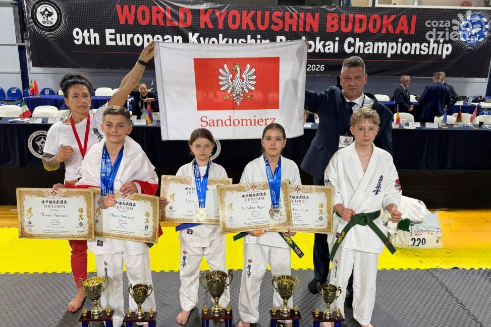 Karatecy z Sandomierza podbili Europę. Historyczne medale w Trikali