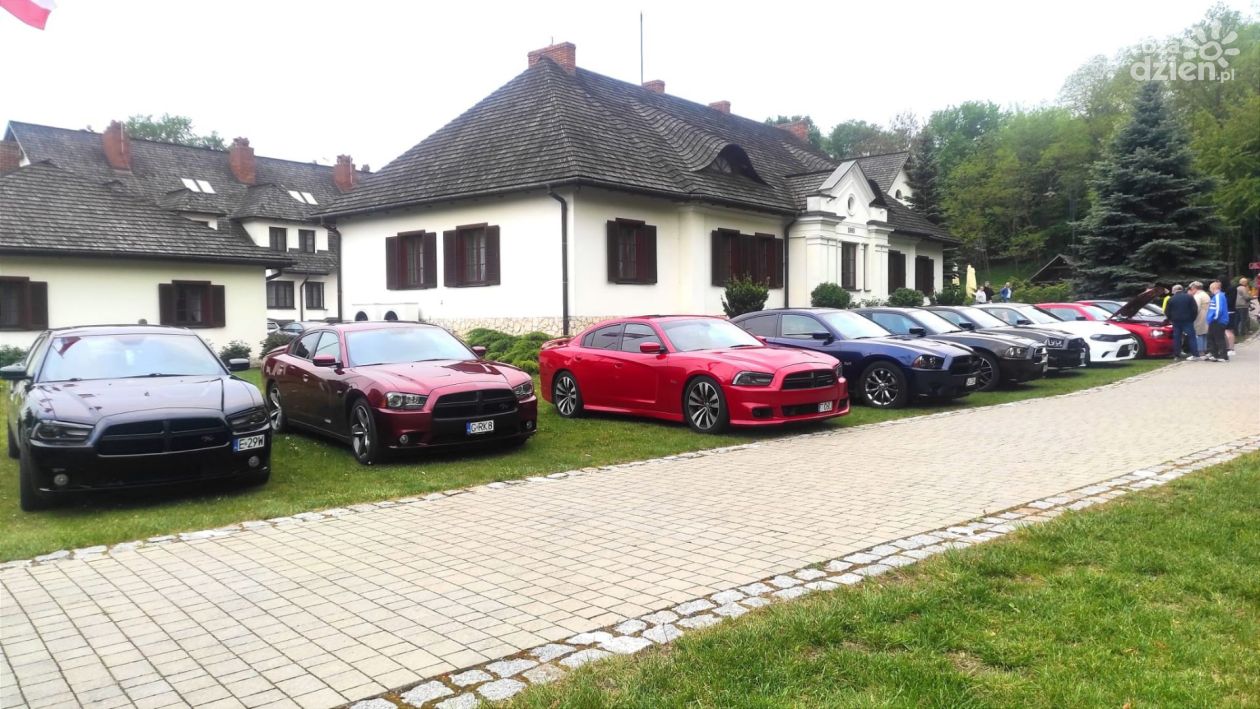Zlot Dodge Chargerów przyciągnął tłumy fanów motoryzacji