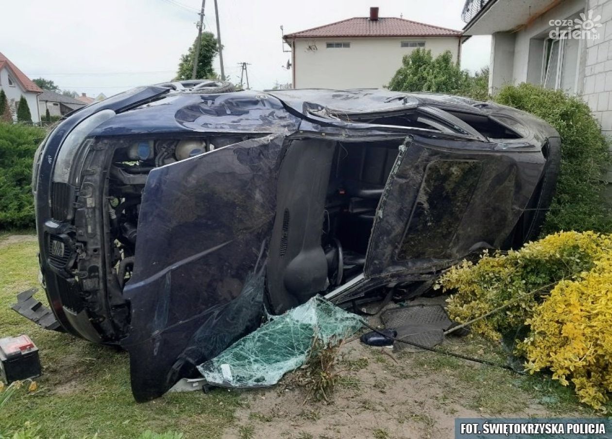 Brawura i utrata kontroli. 19-latek rozbił auto i usłyszał zarzuty