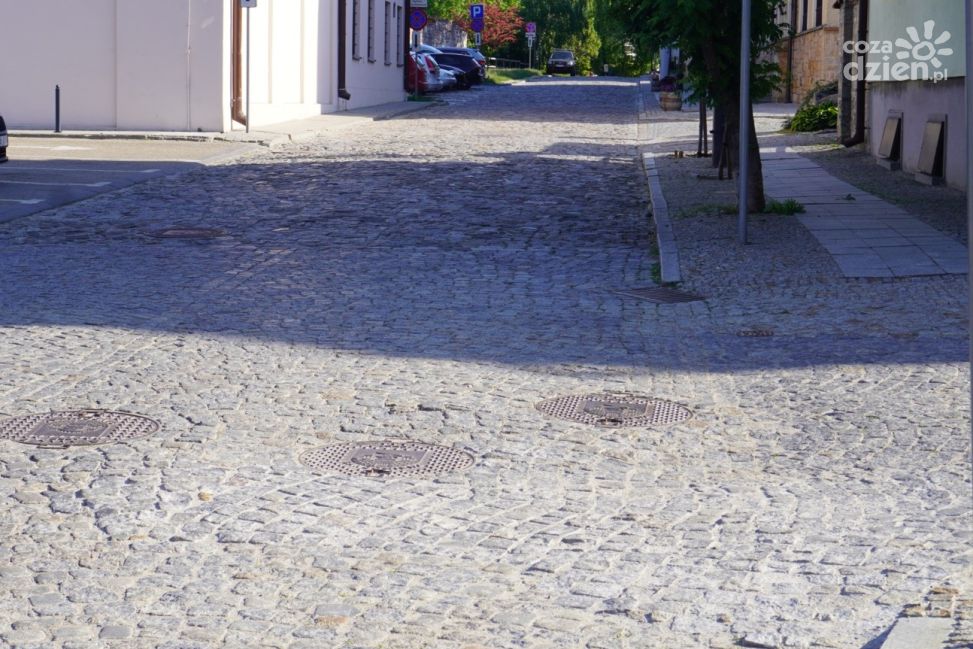 Remont ulicy Żydowskiej w Sandomierzu. Ruszają prace w sercu starego miasta