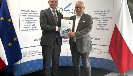 Samborzec z dofinansowaniem na usuwanie azbestu. W 2026 roku zniknie 220 ton odpadów