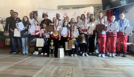 Sandomierz dumny ze swoich sportowców. Medaliści i trenerzy wyróżnieni podczas konferencji w Ratuszu