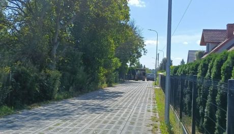 Przebudowa ulicy Jaśminowej w Sandomierzu. Nowa nawierzchnia po latach oczekiwań