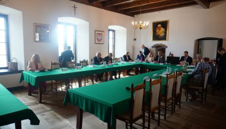 Aleja Niezwykła i ulica Wiesława Myśliwskiego. Nowe nazwy w Sandomierzu