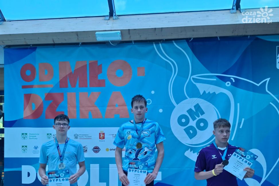 Młodzi pływacy z Tarnobrzega wśród najlepszych. 17 medali na zawodach
