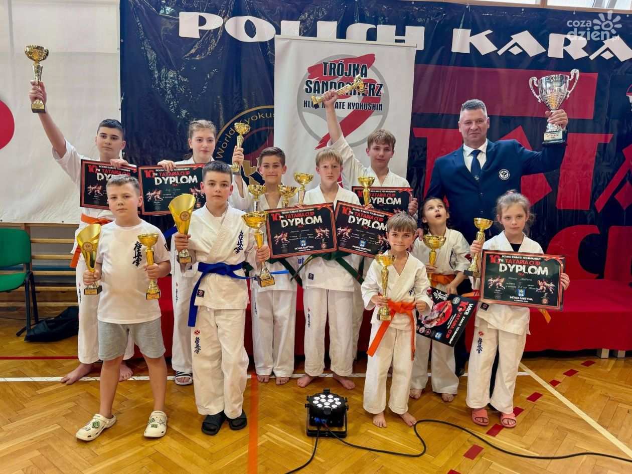 Dziewięć złotych medali i podium drużynowe. Udany start „Trójki” na Tataria Cup