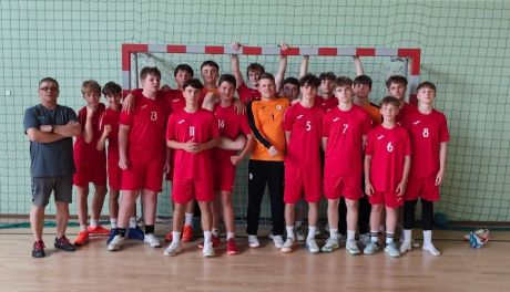 Brązowy medal sandomierskiej „Czwórki” w wojewódzkim finale piłki ręcznej