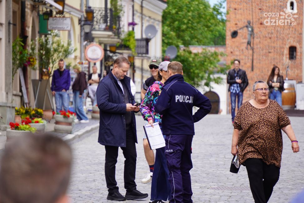 Sandomierz ponownie planem serialowym. Trwają zdjęcia do nowych odcinków „Ojca Mateusza”