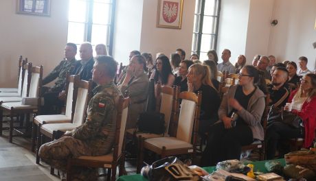 Praktyczna wiedza na czas kryzysu. Szkolenie w sandomierskim Ratuszu