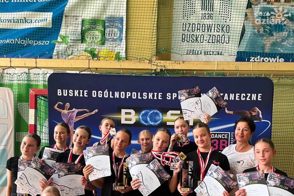 Medalowy finał sezonu Formacji Paradox na Buskich Ogólnopolskich Spotkaniach Tanecznych