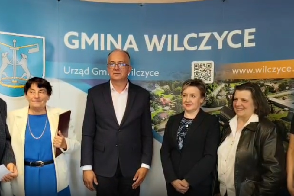 Nowa siedziba dla Stowarzyszenia „Tratwa”. Umowa podpisana w gminie Wilczyce
