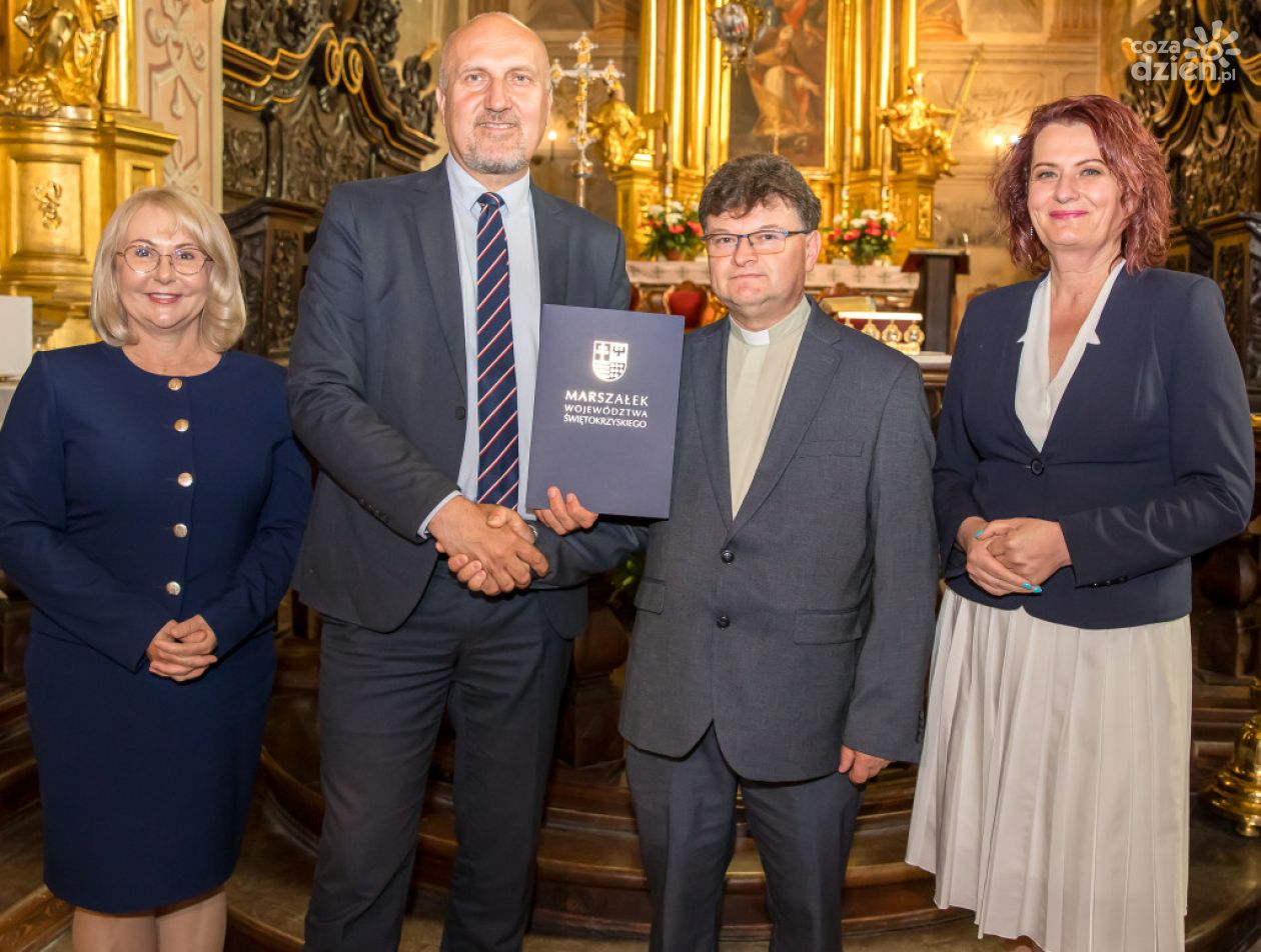 Kolejne dotacje na zabytki w regionie. 900 tysięcy złotych na ochronę dziedzictwa Świętokrzyskiego