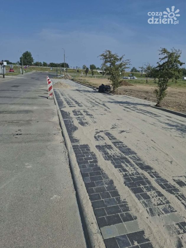 Końcówka prac przy parkingu na Browarnej. Nowe miejsca postojowe wkrótce dostępne