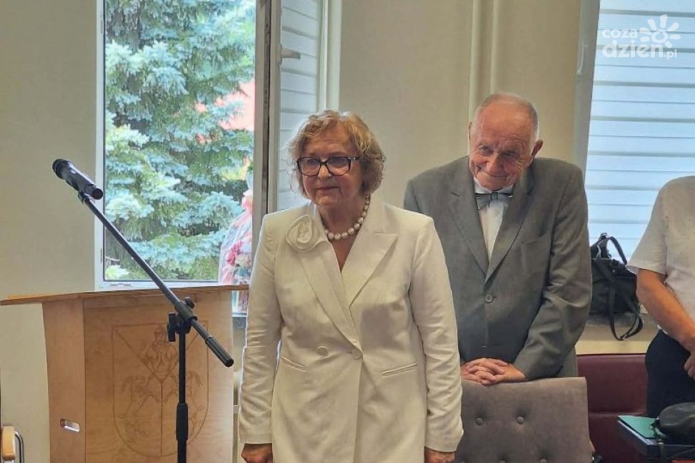 Alicja Adamczak Honorową Obywatelką Gminy Dwikozy