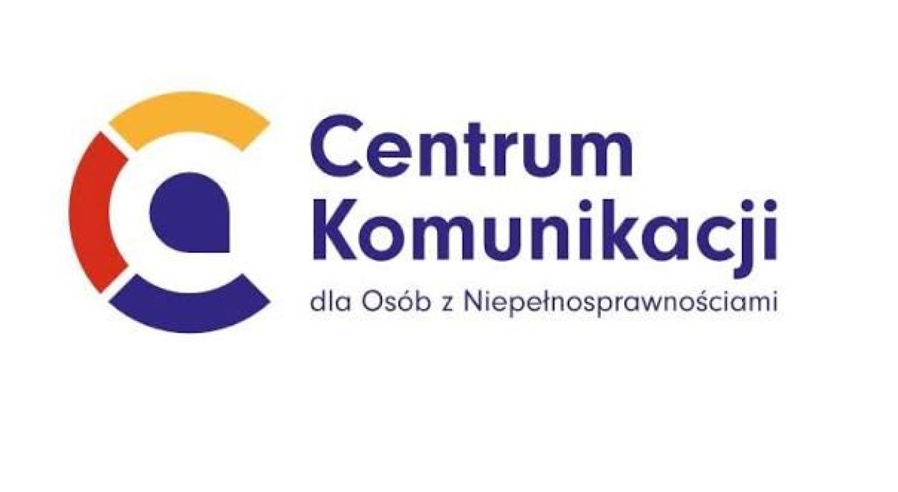 Bezpłatne wsparcie dla mieszkańców Sandomierza. Regionalne Centrum Komunikacji pomaga osobom z niepełnosprawnościami