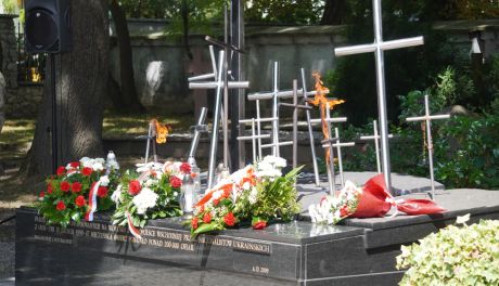 Sandomierz uczcił pamięć ofiar ludobójstwa (ZDJĘCIA)