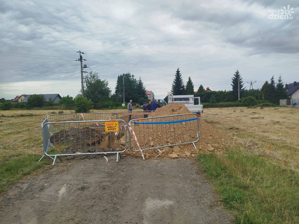 Ulica Brzoskwiniowa w Sandomierzu przejdzie kompleksową przebudowę. Trwa budowa kanalizacji
