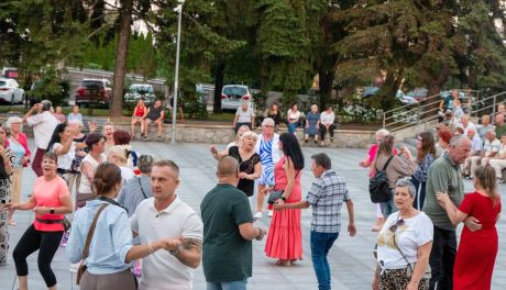 Plac 3 Maja ponownie zamienił się w taneczny parkiet