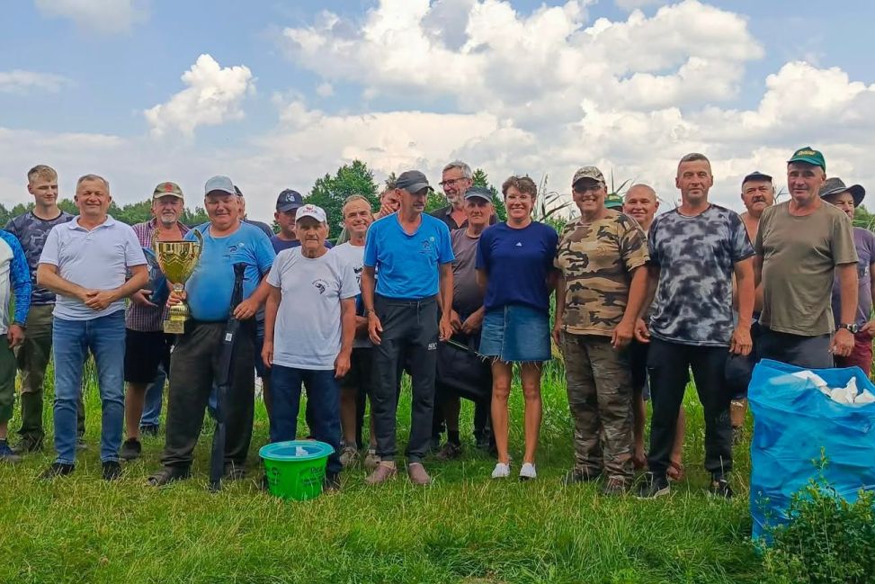 Miłośnicy wędkarstwa spotkali się nad Zalewem Zrębin